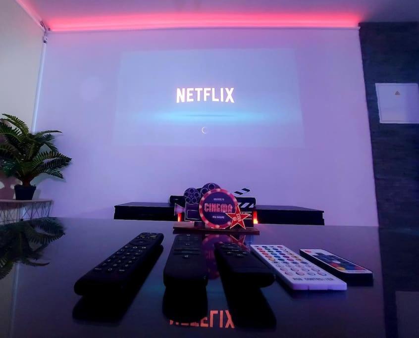 Cinema A Domicile Apartman Morlaix Kültér fotó